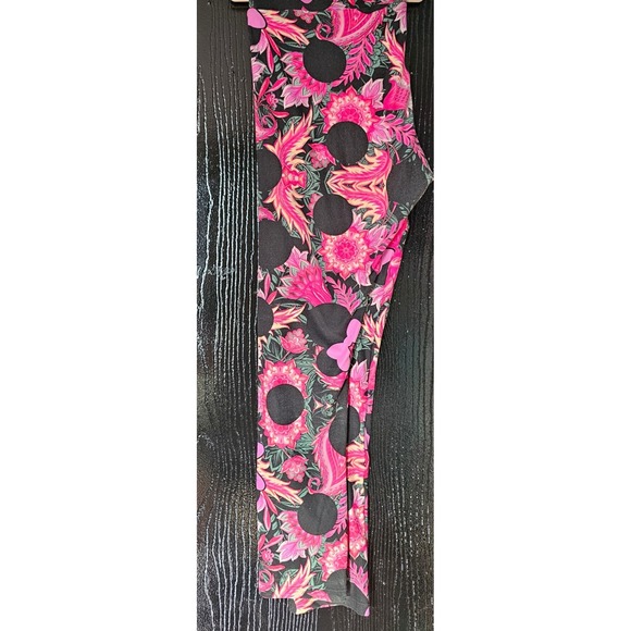LuLaRoe Disney Leggings – Tall & Curvy (TC) – Black & Hot Pink Minnie Mouse - Picture 1 of 4